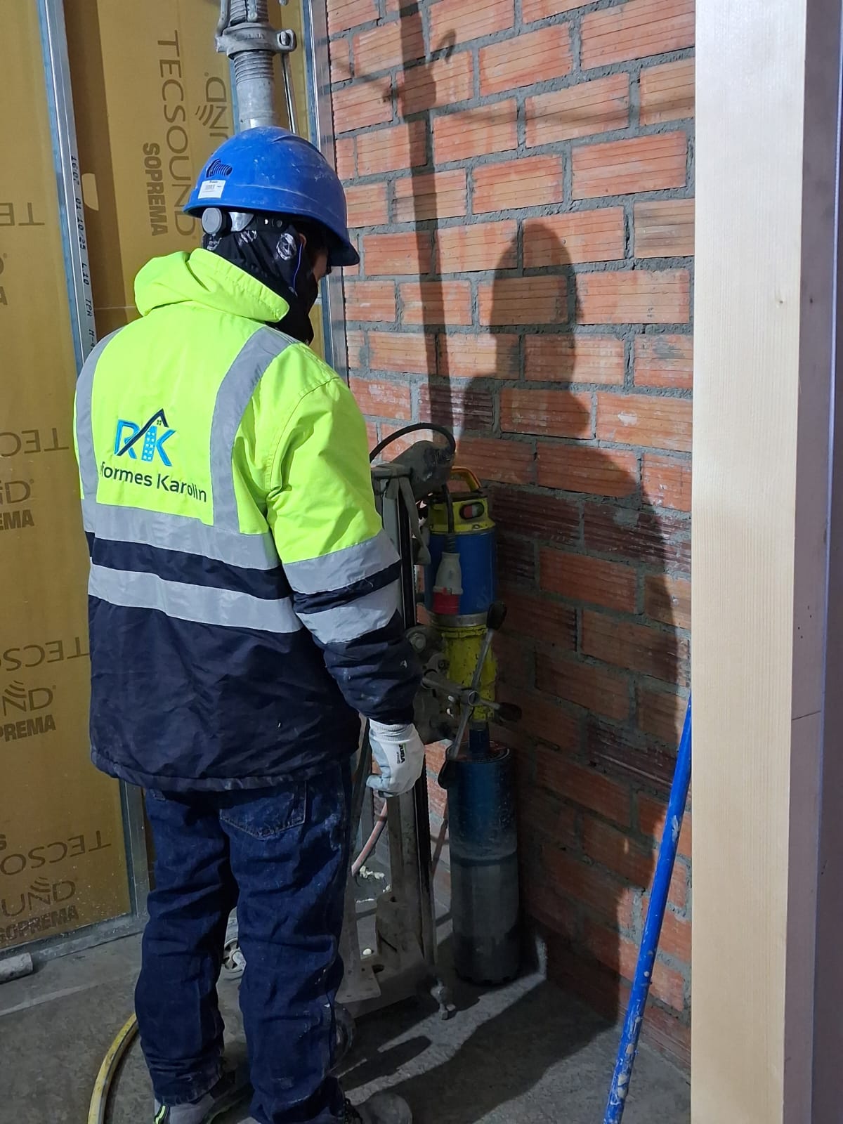 Aïllament acústic amb envans